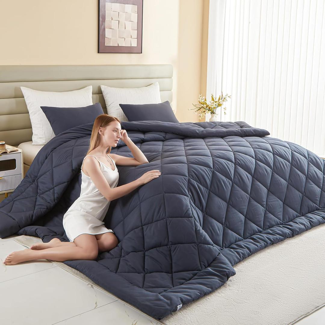 132x120 Alaskan King Comforter, Extra Large King Size Comforter Oversized, All Season Soft Lightweight Quilt Down Alternative Duvet Insert with 8 Corner Tabs(120x132, Grey)