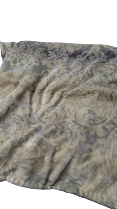 Gradient Blanket With Ornament Grey 60x60inch