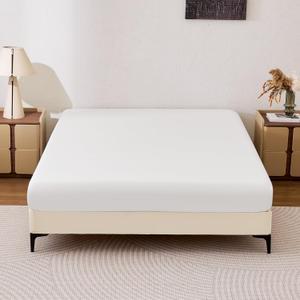Amazon Basics Soft Fitted Sheet, Lightweight Bottom Sheet, 14-Inch Deep Pocket, Durable and Long Lasting, Easy Care, Full, White, Pack of 1