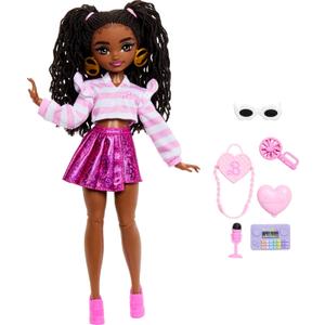 Barbie Dream Besties Brooklyn Fashion Doll & Accessories, Posable with Brunette Hair & Dance-Themed Toy Pieces