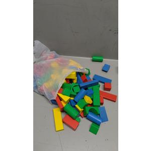 Melissa & Doug Wooden Building Block Set - 200 Blocks in 4 Colors & 9 Shapes