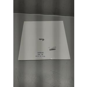 Geelin St. Patrick's Day Wooden Sign for Front Door Hanging Shamrock Truck Sign Colorful Farmhouse Seasonal Door Wreath for Home Indoor Outdoor Wall Window Shop Decoration