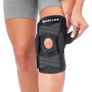 MUELLER Sports Medicine Self Adjusting Hinged Knee Brace for Men and Women, Knee Stabilizer for Compression and Pain Relief Support, Ideal for Arthritis, Sprains, Black, One Size (Black)
