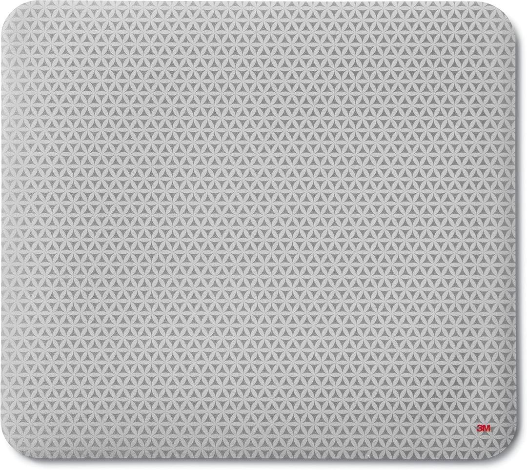 3M Precise Mouse Pad Enhances the Precision of Optical Mice at Fast Speeds, Easy to Clean, Stays in Place, 9 in x 8 in
