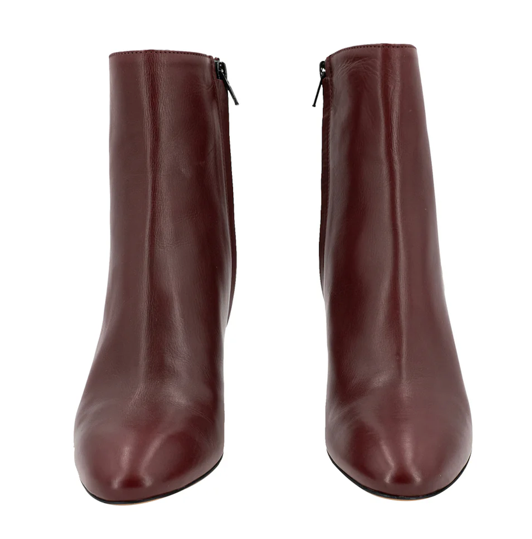 Amazon Essentials Women's Clean Heel Ankle Boots with Side Zipper, Memory Foam Insole 6,5