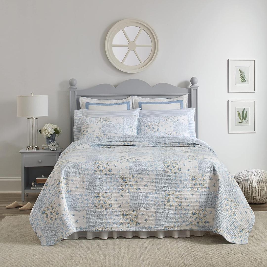 Laura Ashley - Queen Quilt Set, Cotton Reversible Bedding with Matching Shams, Bedroom Decor Ideal for All Seasons (Kenna Blue, Queen)