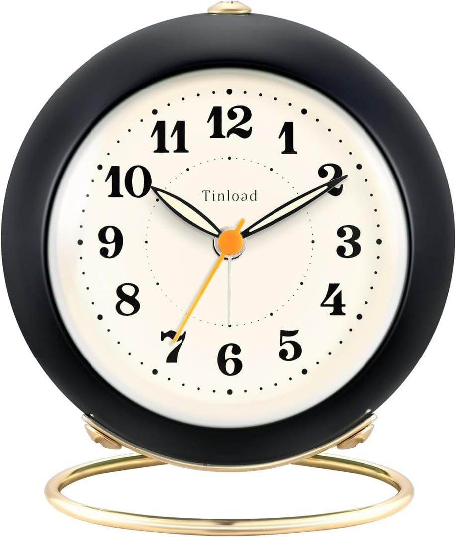 Analog Alarm Clock, Retro Simple Design Small Desk Clock with Manual Light, Battery Operated, Snooze, for Kids,Bedroom,Travel,Kitchen,Bedside Desktop(Black)
