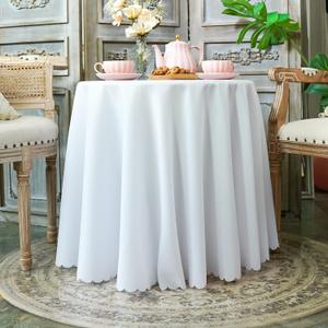 JYFLZQ White Round Tablecloth 70 Inch for 4 Foot Tables Machine Washable Stain Resistant Polyester Fabric Table Cloth Table Cover for Parties Banquet Wedding(Equipped with 4 Napkin Cloth)