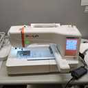 PooLin EOC06 Embroidery Machine,11"x7.9",7.9"x7.9",5.5"x5.5" Embroidery Area,Computerized Embroidery Machine for Beginners Gifts,7" Touchscreen,200 Built-in Designs,USB & Wireless