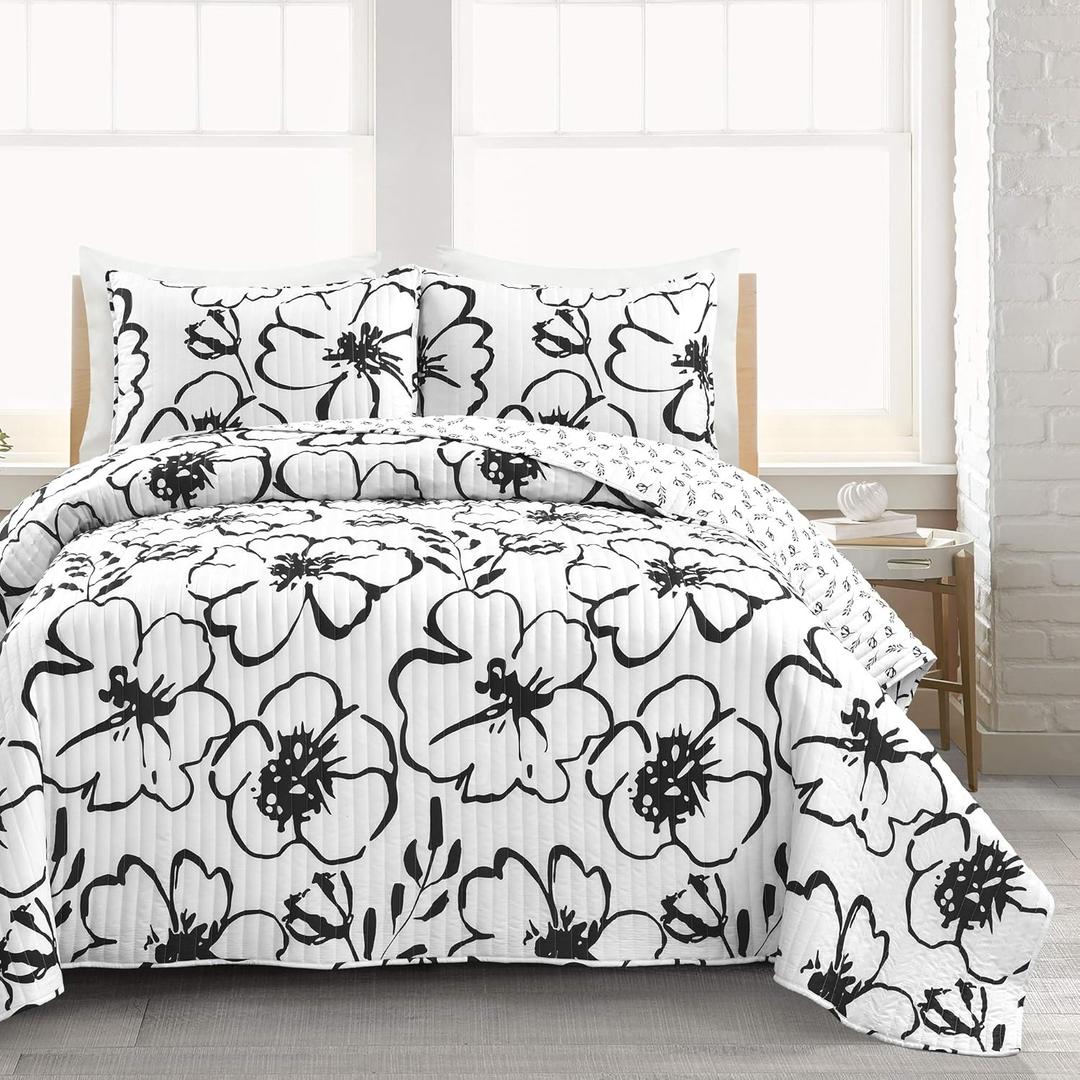 Lush Decor Scandinavian Floral 3 Piece Quilt Set, Full/Queen, Black & White