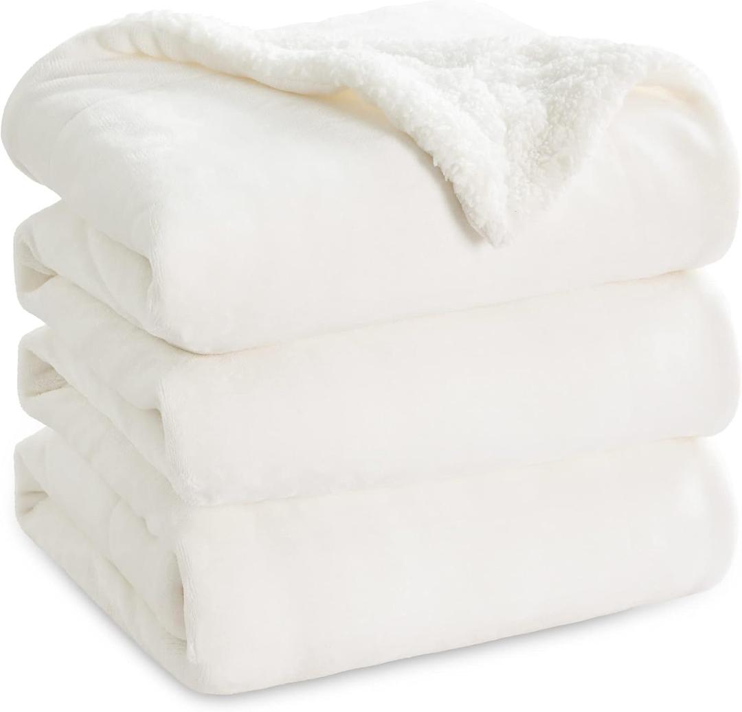 Bedsure GentleSoft Sherpa Fleece Blanket Queen Size for Bed, Non-Heated, Thick and Warm Throw for Women and Men, Soft Fuzzy Plush Queen Blanket for Winter, White, 90x90 Inches