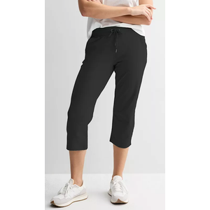 Women's Tek Gear® Essential Capris Black, Size Medium
