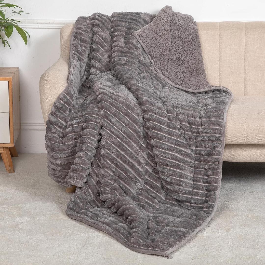 Sherpa Fleece Weighted Blanket for Adults Queen Size 15lbs, Soft Cozy Flannel Heavy Throw Blanket for Relax and Deep Sleep, 3D Ribbed Warm Fleece Weighted Blankets for Couch and Bed, 60" x 80" (Grey)
