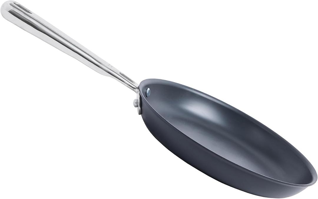 Misen 8 Inch Pre-Seasoned Carbon Steel Fry Pan Lightweight, Even Heating, Heat Retention Oven Safe to 500F Ideal for Searing, Sauting, and Frying Versatile Durable, Easy to Clean