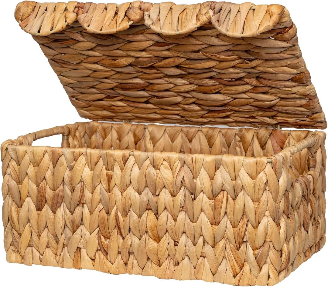 StorageWorks Wicker Basket with Scalloped Edge Lid, Handwoven Water Hyacinth Baskets for Bedroom, Living Room, 13" L x 9 " W x 6" H
