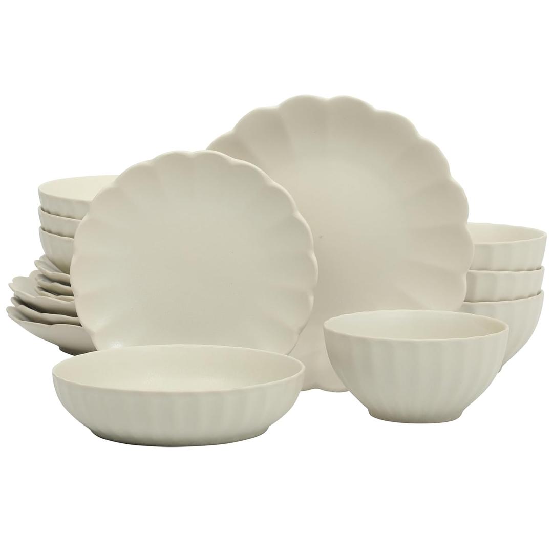 Gibson Elite Malibu Shore 15 Piece Scallop Stoneware Reactive Glaze (Service for 4) Ceramic Plates and Bowls Dinnerware Set - Cream White
