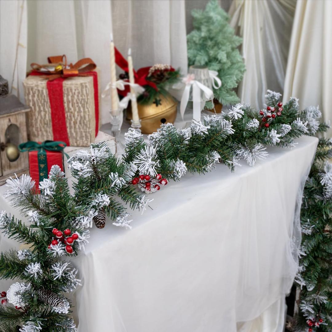 Pre-Lit Artificial Christmas Garland with 50 Lights, Plug in Garland Decorated with Pine Cones and Red Berries, Plug-in Garland for Mantel, Staircase 9FT