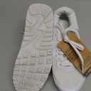 Nike Womens V5 Runner, Size 5