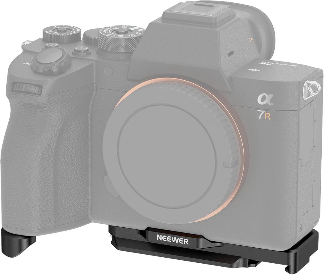 NEEWER A7 IV A7R IV A7R V A7S III Camera Baseplate, Bottom Mount Plate with Arca Type QR Base, 1/4" & 3/8" Threads, Cold Shoe, Compatible with Sony Alpha DJI RS2 RSC2 RS3 Pro Gimbal, CA004B
