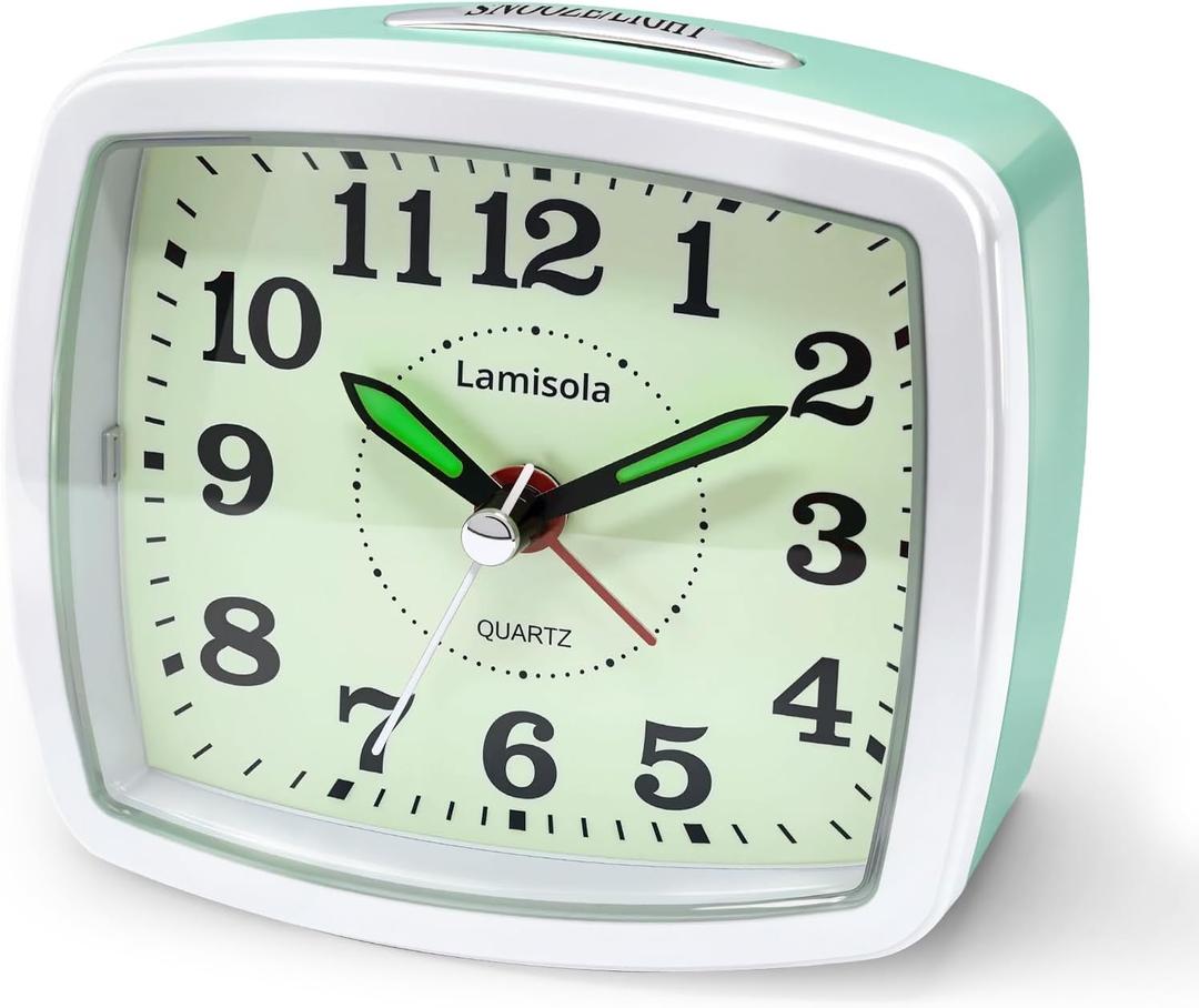 Lamisola Battery Analog Travel Alarm Clock, Small Clock for Bedroom, Desk Table Shelf Clocks for Room Office Bathroom Vanity, Aesthetic Retro Clocks for Kids Teen Seniors, Mint