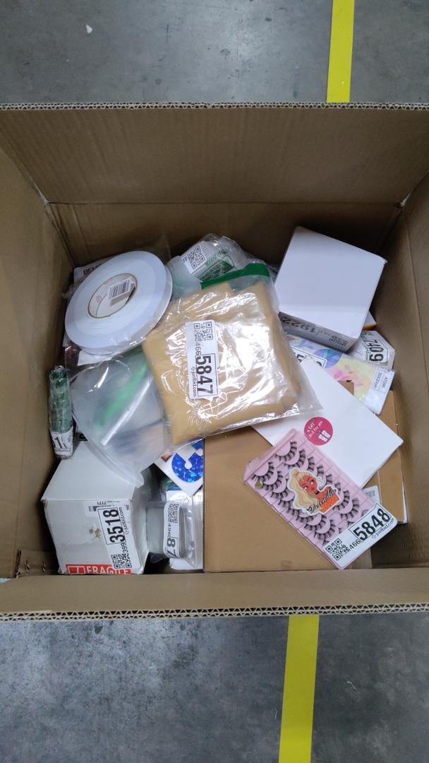 Box of Mixed Items