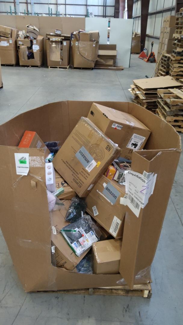 Pallet of Salvage Items