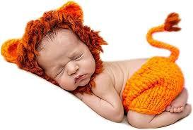 Hand Knitted Lion Costume for Boy Girl Adorable Newborn Photo Props Outfit for Showers Christmas and Holiday Photography Sessions
