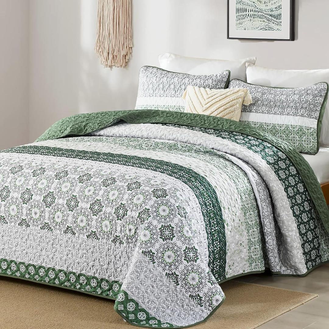 WONGS BEDDING Green Quilt Set King Size,Boho Striped Patchwork Bedspread Coverlet Set,3 Pieces Microfiber Bedding Set for All Seasons (104"90")
