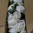 Wondrus Bulk Artificial Flowers 50 PCS, Fake Velvet Silk White Roses with Long Stems Realistic Bouquet for Wedding Centerpieces, Faux Arrangement for Home Table Decor