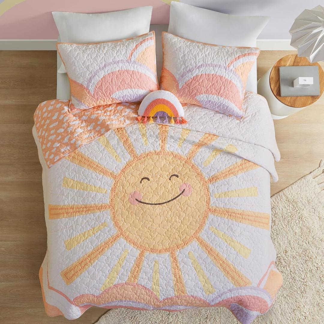 Intelligent Design Kids Twin Quilt Bedding Set, Cotton Coverlet Sun Girls Bedding Set Rainbow & Clouds Reversible Dawn Light & Breathable Sham Throw Pillow Twin Yellow/Coral 3 Piece