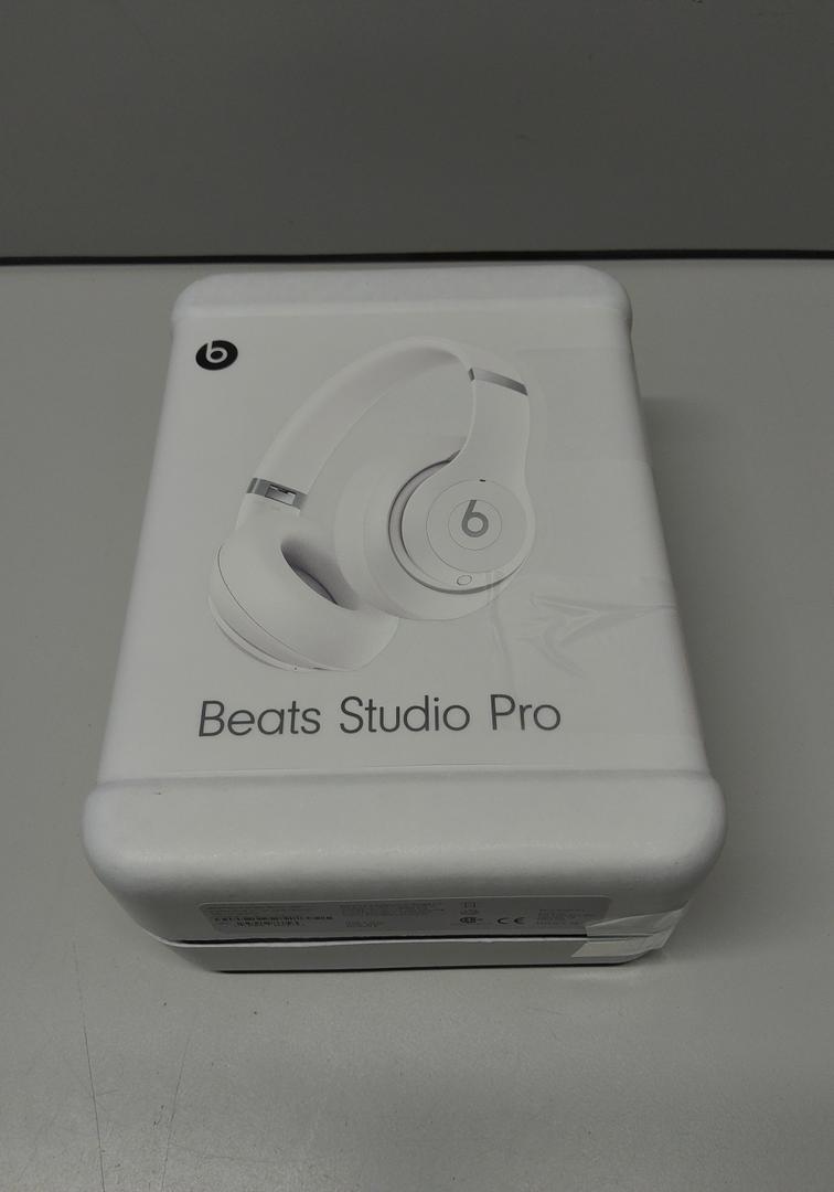Beats Studio Pro - Premium Wireless Over-Ear Headphones- Up to 40