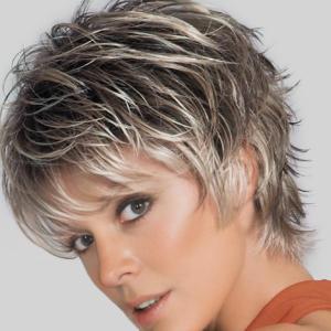 SEVENCOLORS Short Brown Mixed Blonde Wigs for White Women Layered Natural Dark Brown Pixie Wigs Synthetic Short Hair Womens Wigs
