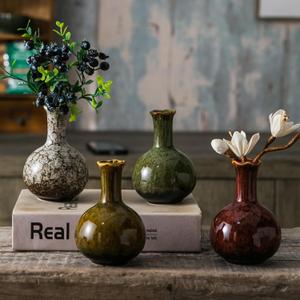 Glazed Rustic Bud Vase Set of 4 - Small Ceramic Mini Pottery Vases in White, Yellow, Green, Red - Ideal for Fresh & Dried Flowers - Modern Farmhouse Dcor for Living Room, Shelves, Dining Table (A Glazed - 4 Pcs)