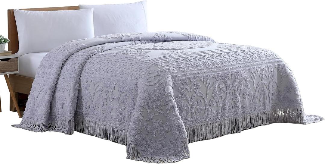 Beatrice Home Fashions Medallion Chenille Bedspread, King, Lavender