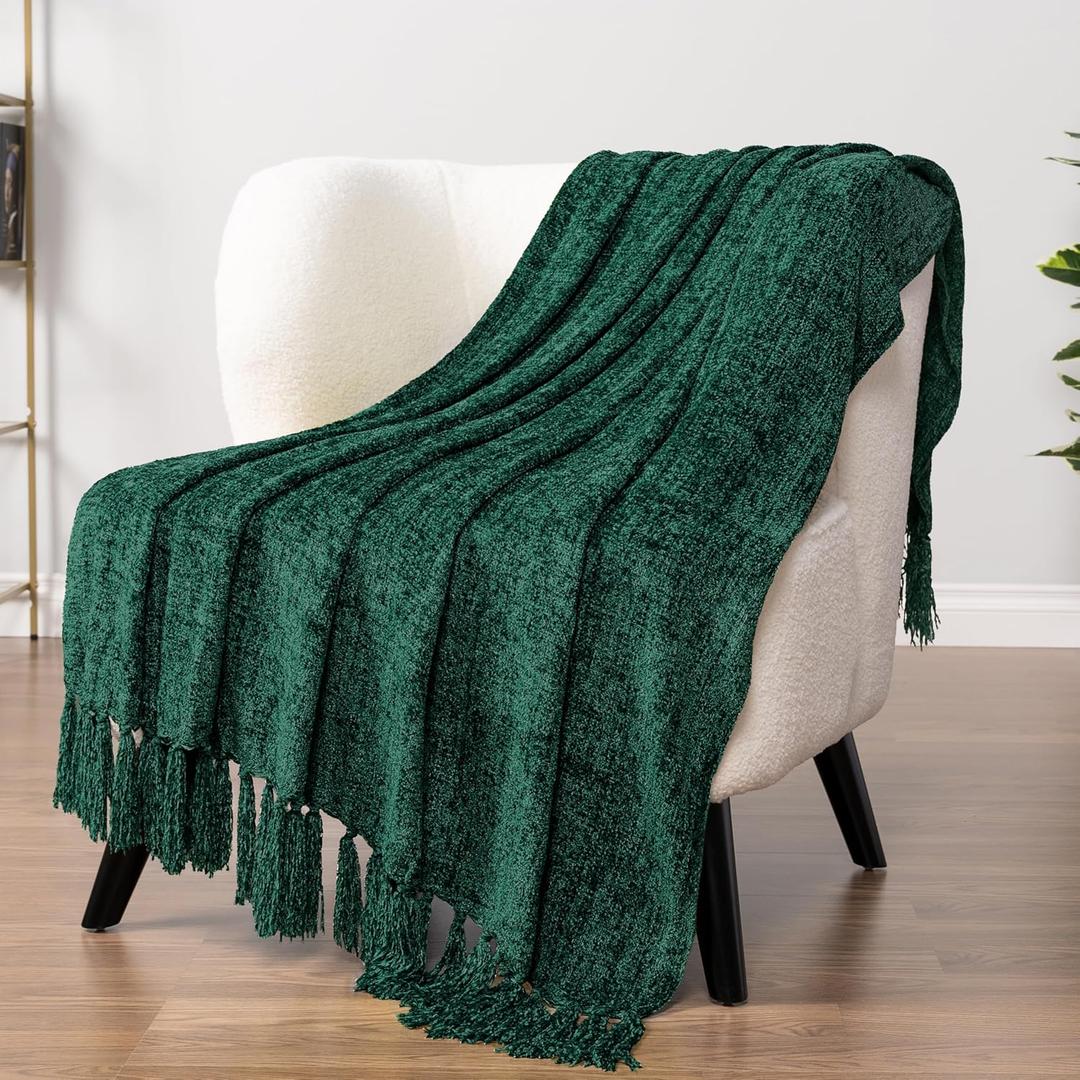 PAVILIA Emerald Green Chenille Throw Blanket for Couch Sofa, Soft Green Knit Throw with Tassel, Decorative Blanket for Bed Chair Living Room, Emerald Green 50x60
