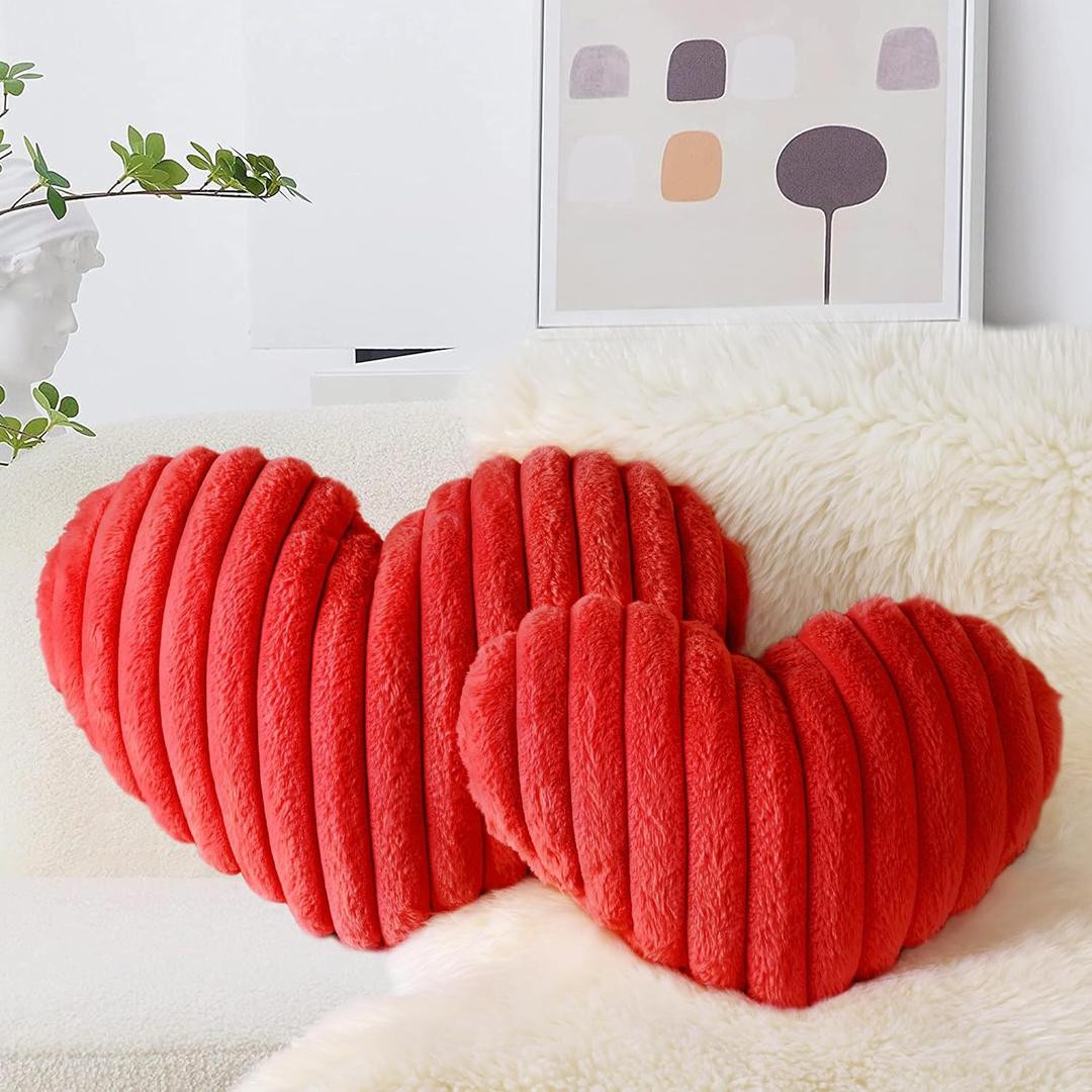 AELS Heart Shaped Pillow, Set of 2, Heart Decorative Throw Pillows, Faux Fur Love Pillows, Cute Valentines Day Decorations, Wedding Decor, Living Room Bedroom Nursery Decor, Red, L & M