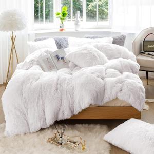 3 PC Plush Shaggy Duvet Cover Set Luxury Ultra Soft Crystal Velvet Bedding Sets1 Faux Fur Duvet Cover + 2 Faux Fur Pillowcases,Zipper Closure(QueenWhite)