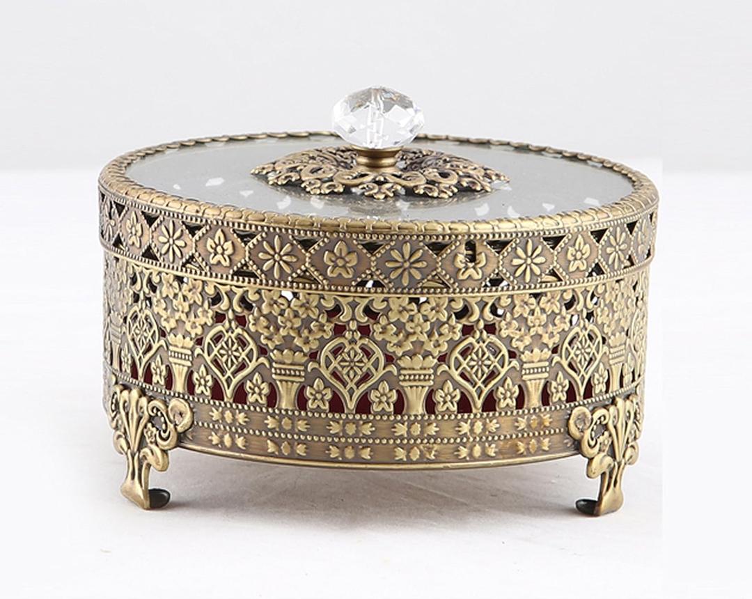 Vintage Round Jewelry Decorative Trinket Box Ring Box Antique Metal Case 3.8 inch (Brass (Matt Gold), Small)