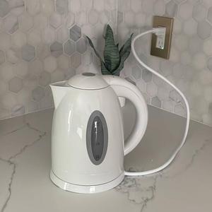 1.7 Liter Electric Kettle Bpa Free Cordless White Fast Boiling Water Coffee Tea
