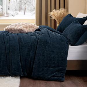 Flannel Fleece Queen Comforter Set - Furry Navy Blue Leaves Pattern Faux Fur Bed Set, Winter Ultra Soft Fuzzy Comfort Set, Velvet Bedding Set for Bed with 2 Pillow Cases (Queen(88"x88"))