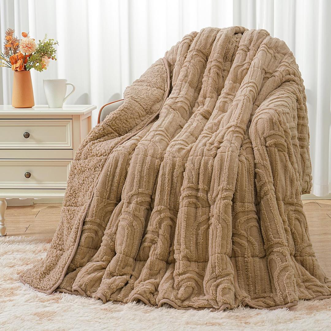 Wemore Jacquard Fleece Weighted Blanket Queen Size 60" x 80" 20lbs, Ultra Soft Cozy Sherpa Weighted Blankets for Adults, Ultra Fuzzy Heavy Blanket for Sleep, Fluffy Warm Throw for Bed, Brown