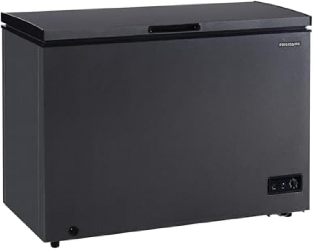 Frigidaire Chest Deep Freezer, 7 Cu. Ft. Capacity, Shiny Stainless Steel Top Lid Design-Adjustable Thermostat-Removable Vinyl Coated Wire Basket-Easy Defrost Drain- Garage Ready (Black)