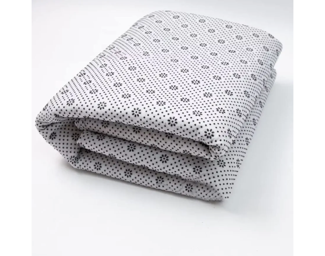 Felt point plastic non-slip cloth for rug and car seat cushion, pet nest, rugmaking backing fabric for carpet tufting gun,anti-skid back cloth fabric plum blossom silicone point non-woven base fabric