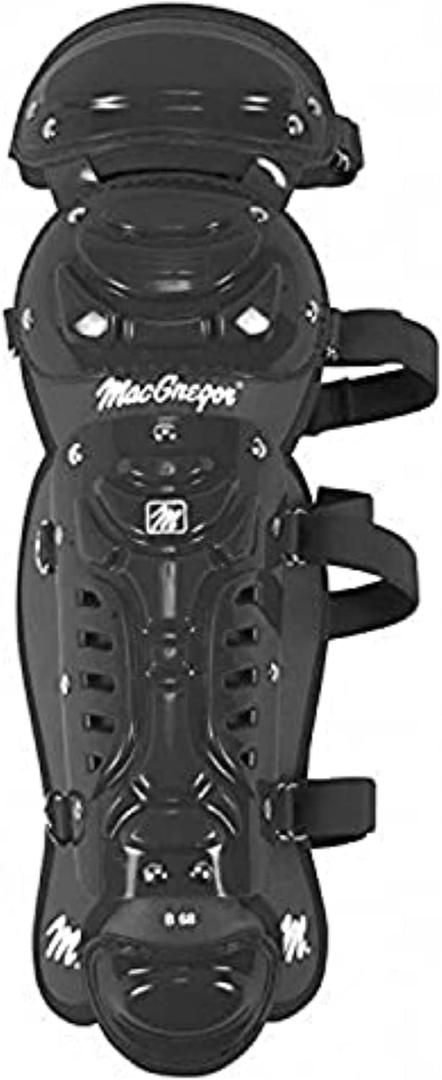 MacGregor Junior B68 Double Knee Leg Guard, 
Double ABS kneecap. Total protection area of 20".
Perfect size for the youngest age group. Ages 5 - 8.
9" shin plate.
Total protection area of 20".