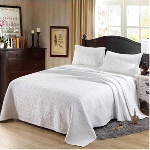 Bedding Set Bedspread White 90 x 96 in and 2 Pillowcases White 20 x 26 in 3 pcs