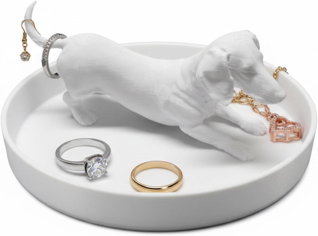 Qinyoung Ring Holder Dish 3D Printed Jewelry Holder Dish for Rings Earrings Trinkets Tray Jewelry Organizer for Women Girls Mom Gifts Office Home Desk Decor (Dachshund)