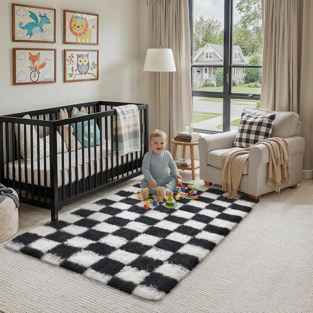 Checkered Rug 4x6 for Living Room, Black and White Modern Shag Rug Super Soft Washable Fluffy Rugs Indoor Office Fuzzy Carpet for Bedroom Home Dorm Aesthetic Decor