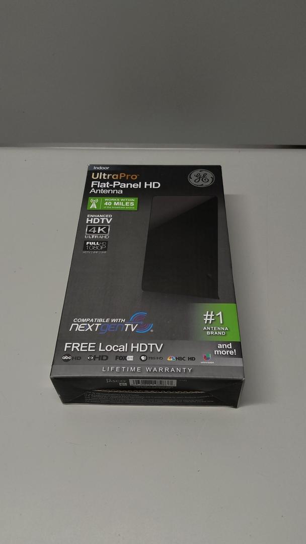 Sanus Vuepoint FMF418KIT Full-Motion TV Mount for 32"-55" TVs Comes with 9.8' 4K HDMI Cable