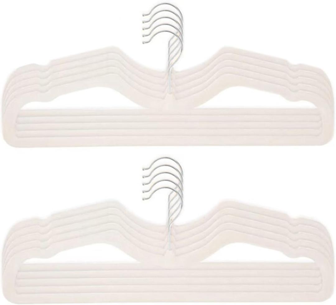Velvet Hangers 50 Pack, Ultra Slim & Short Neck Hanger, 360 Swivel Hook, Space Saving Durable Non-Slip Felt Hangers,Beige b