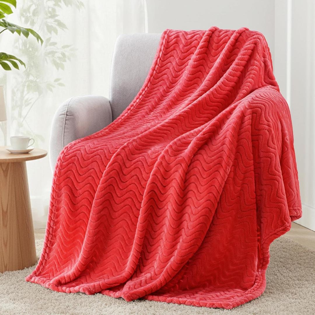 Exclusivo Mezcla Soft Fleece Throw Blanket for Couch, Cozy Lightweight Blankets with Decorative Wave Textured Suitable for All Season Use, Red, 50x70 Inches